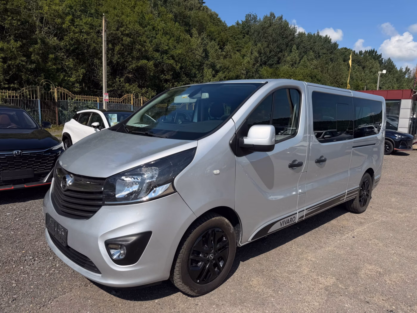 Opel Vivaro фото 5