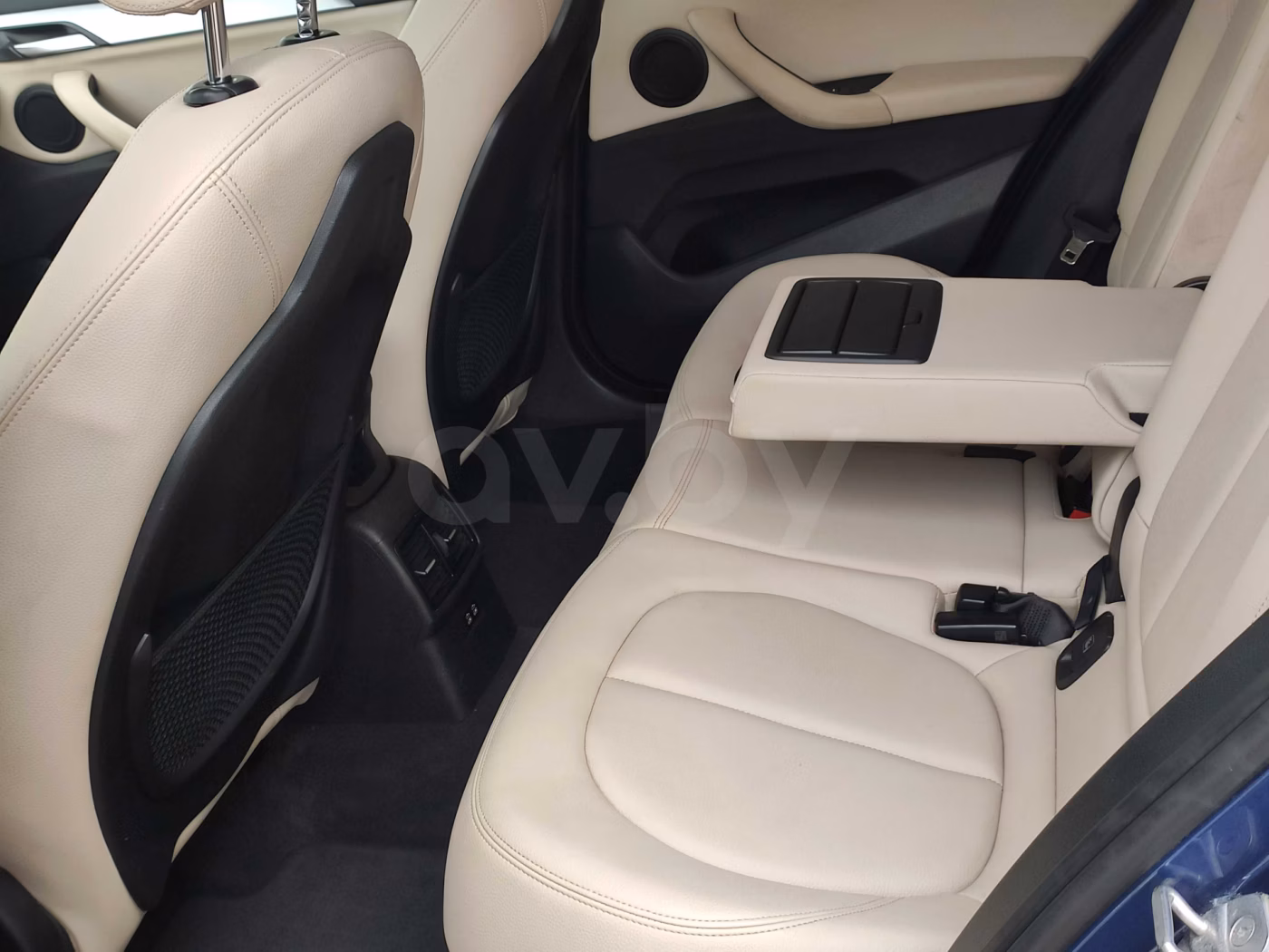 BMW X1 фото 16