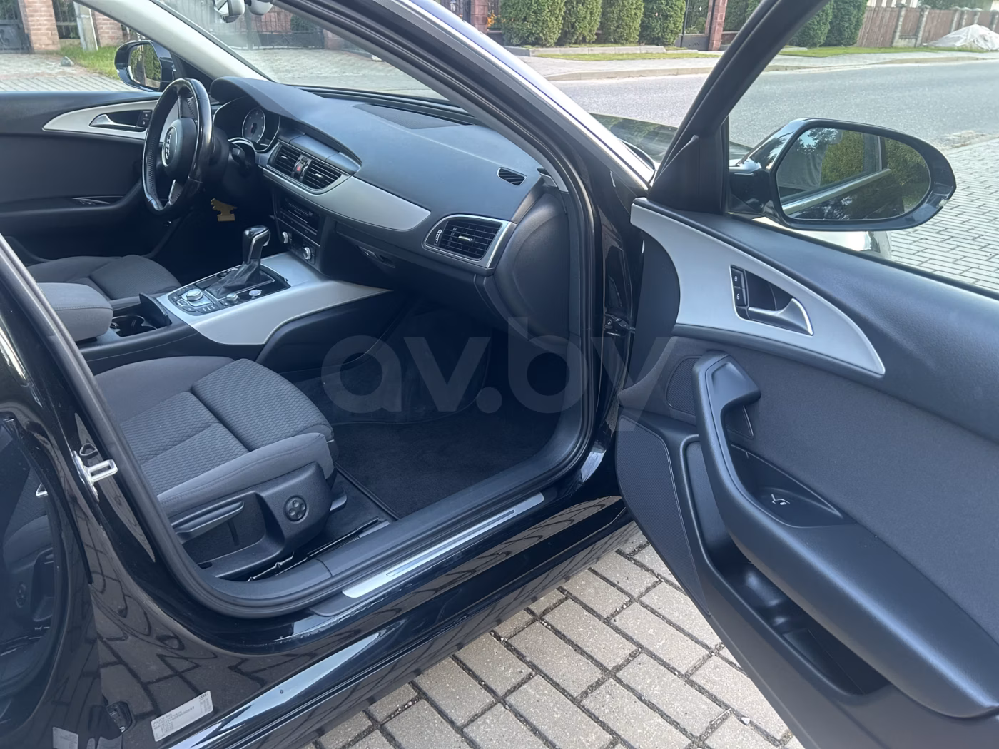 Audi A6 фото 11