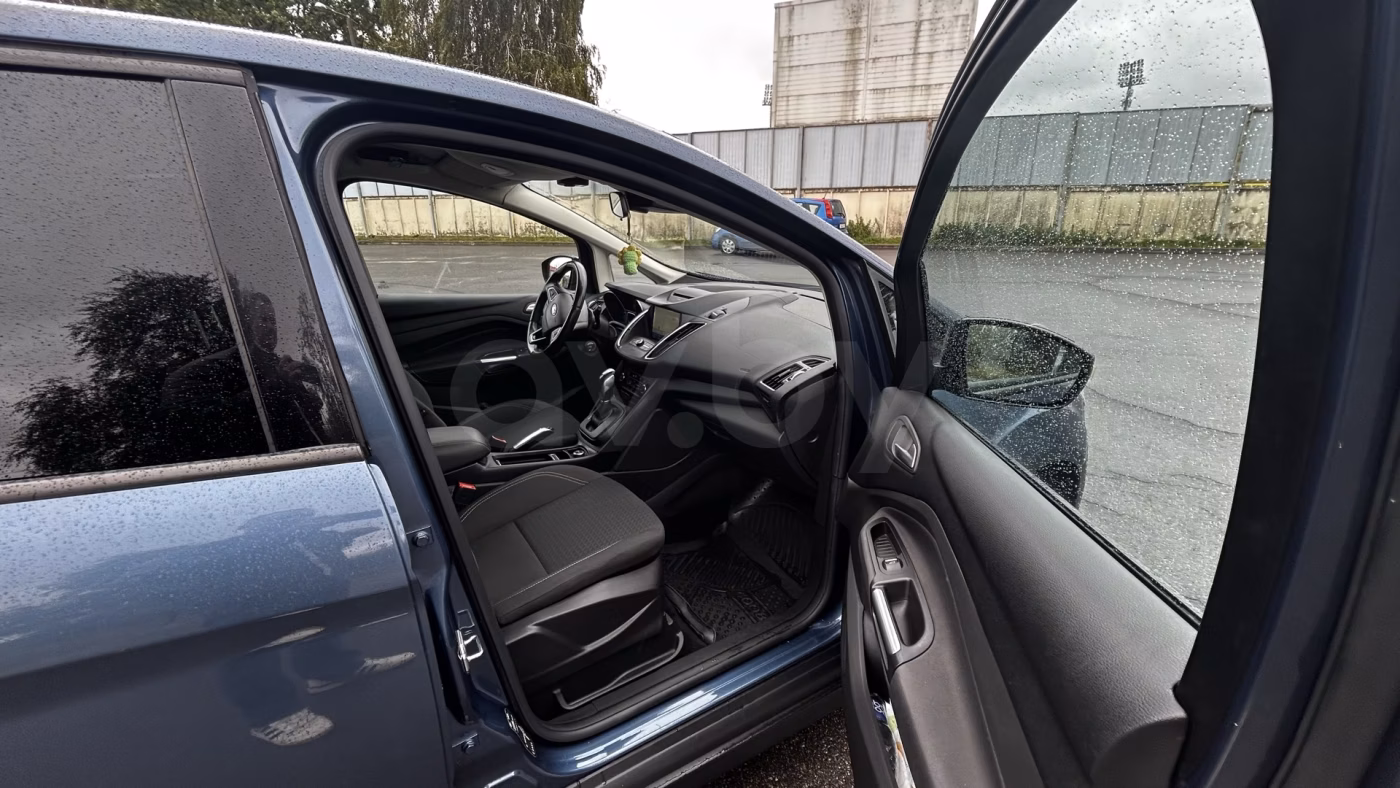 Ford C-MAX фото 8