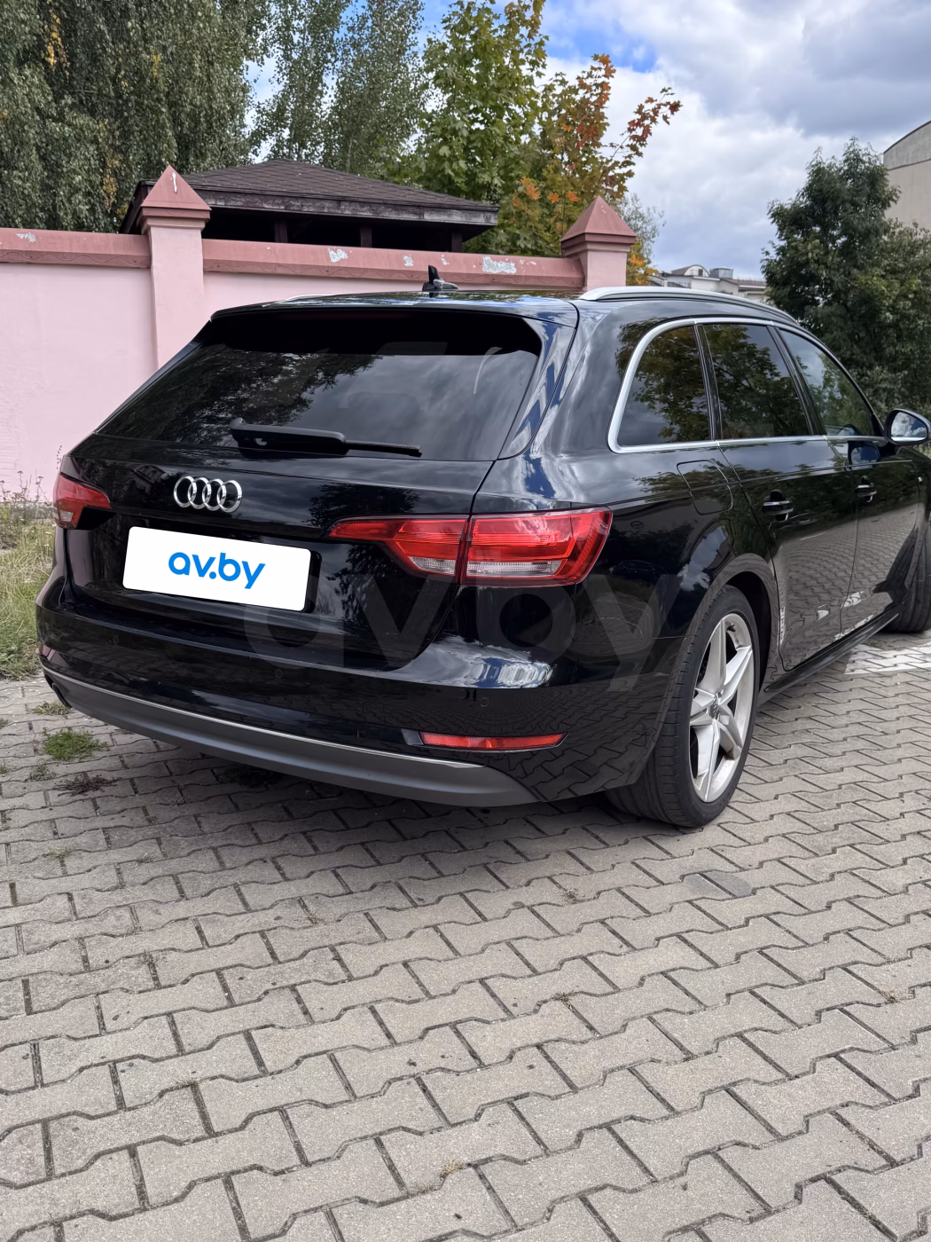 Audi A4 фото 13