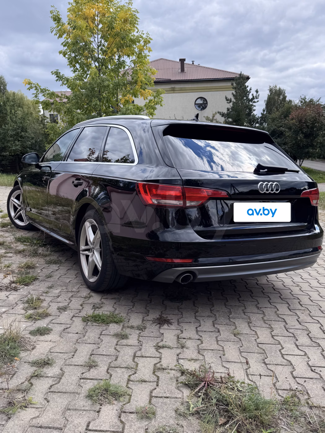 Audi A4 фото 14