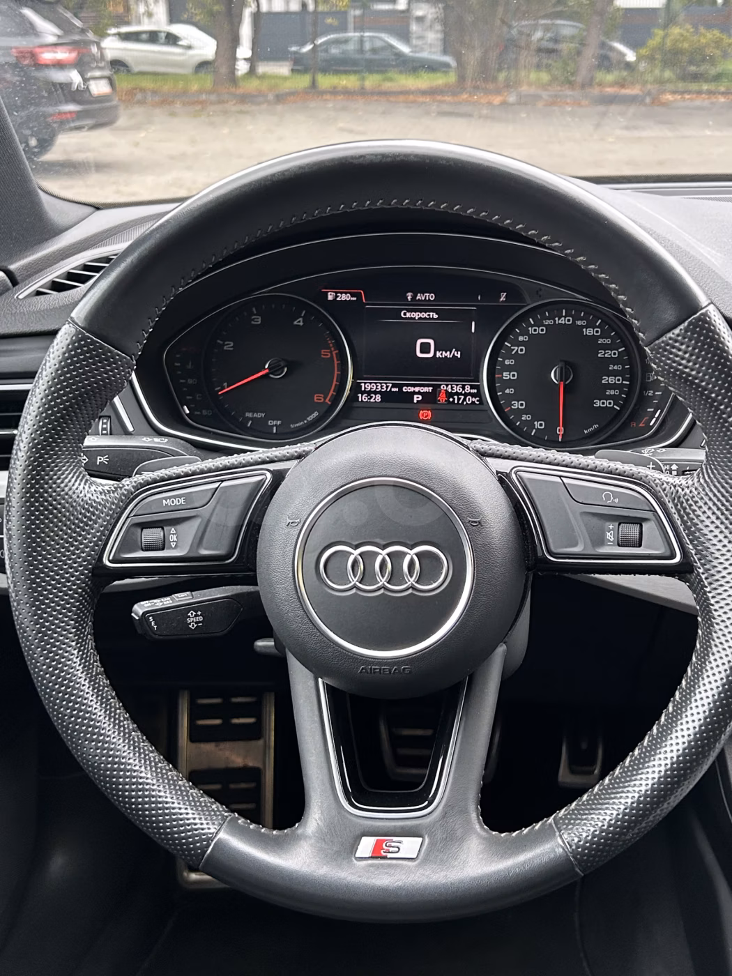 Audi A4 фото 19
