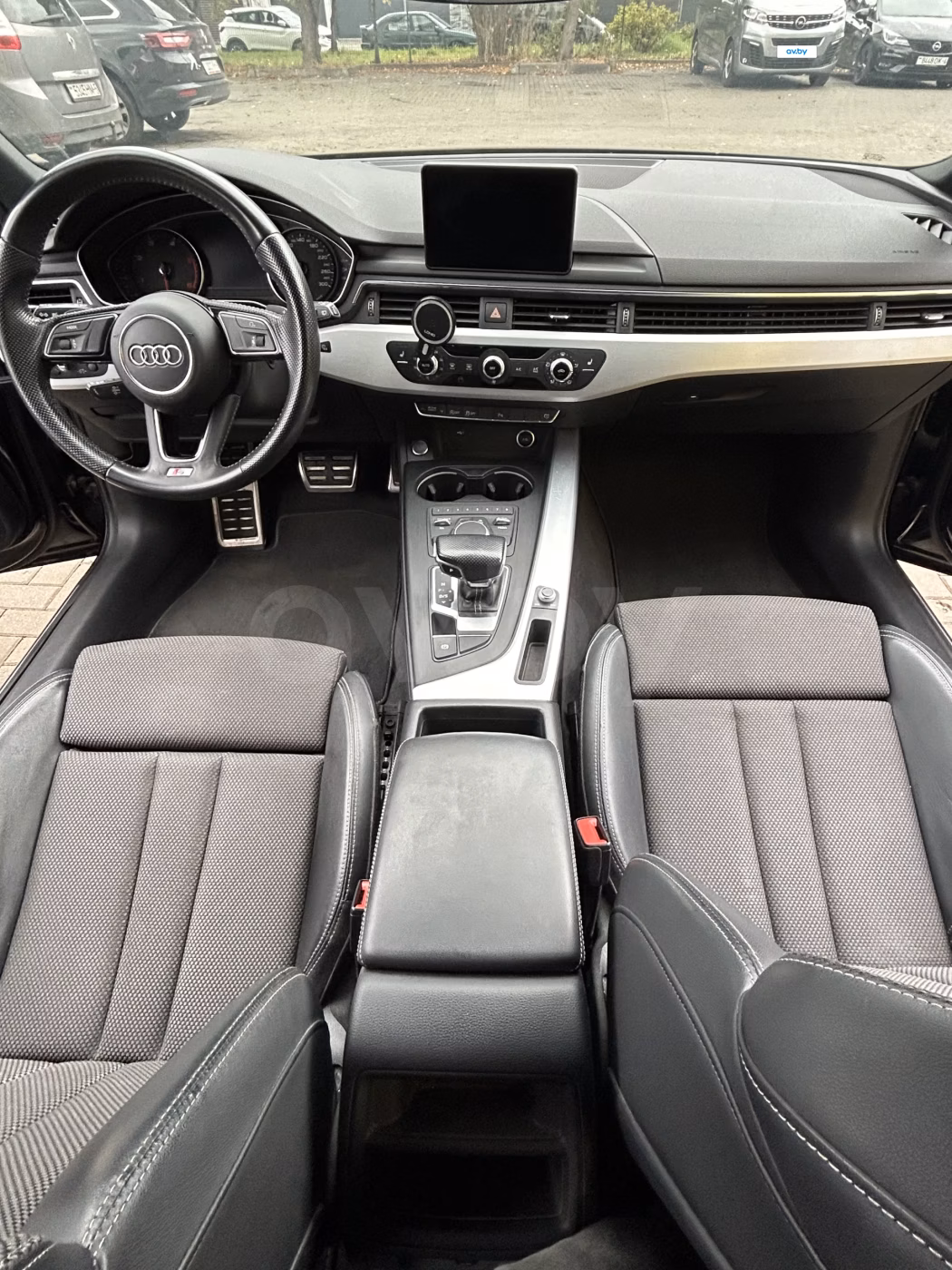 Audi A4 фото 20