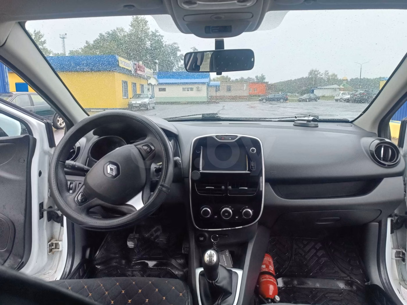 Renault Clio фото 6