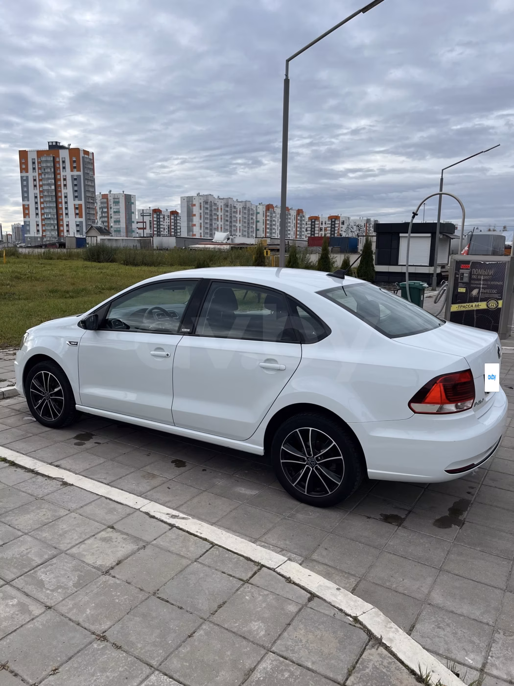 Volkswagen Polo Sedan