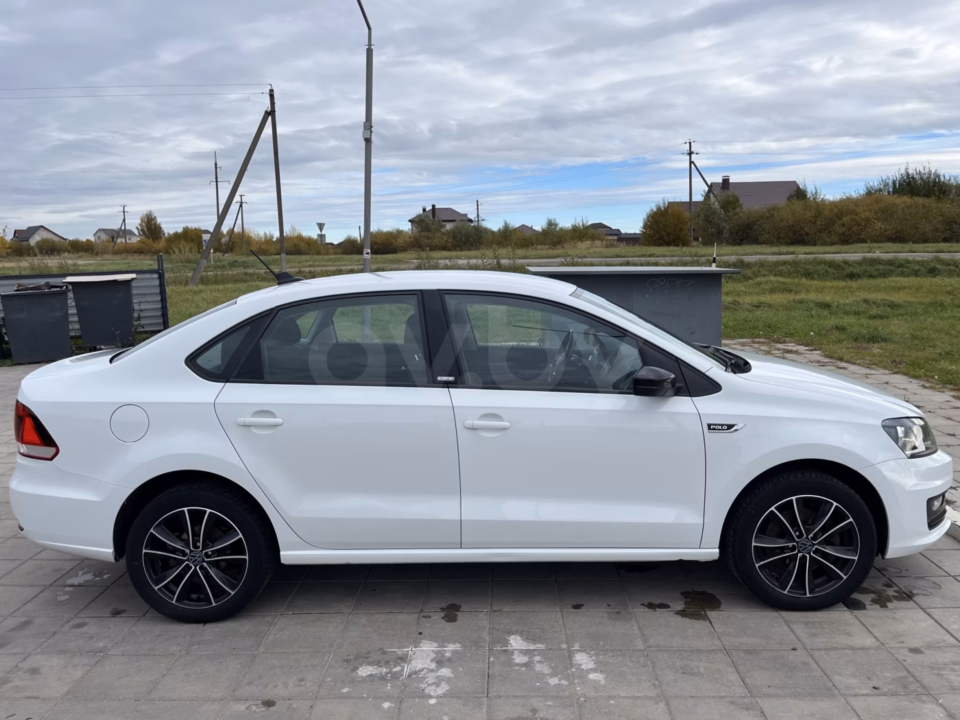 Volkswagen Polo Sedan фото 5