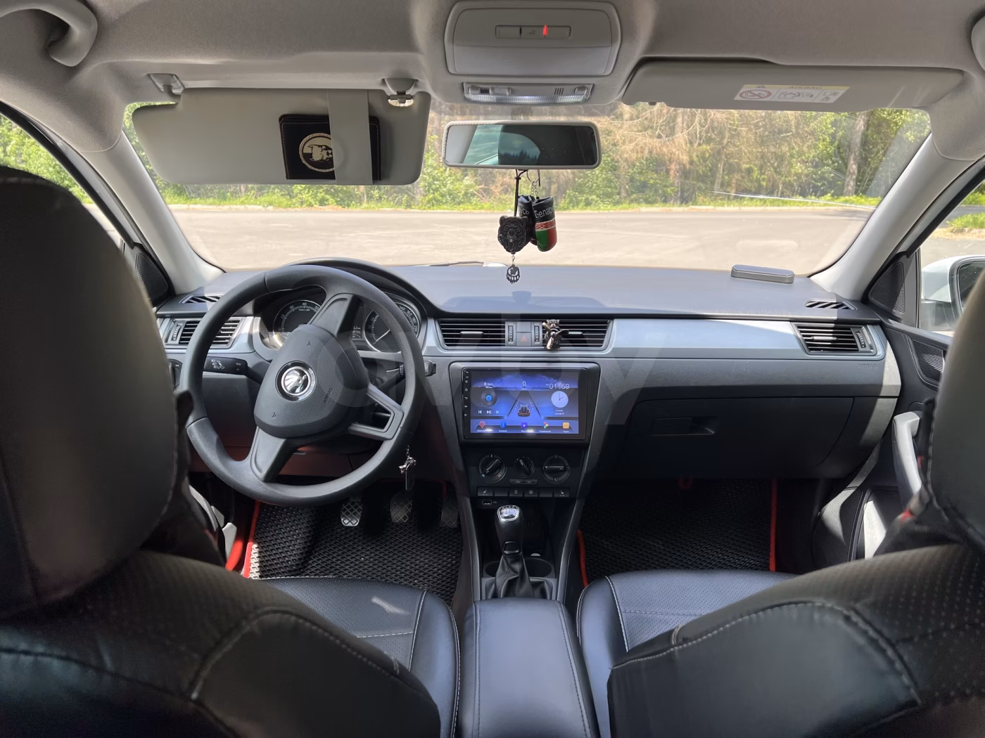 Skoda Rapid фото 6