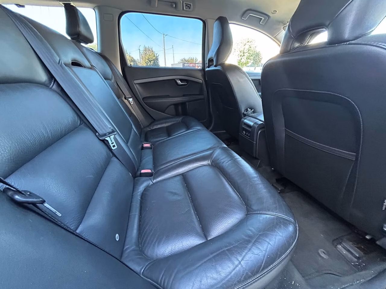 Volvo V70 фото 3