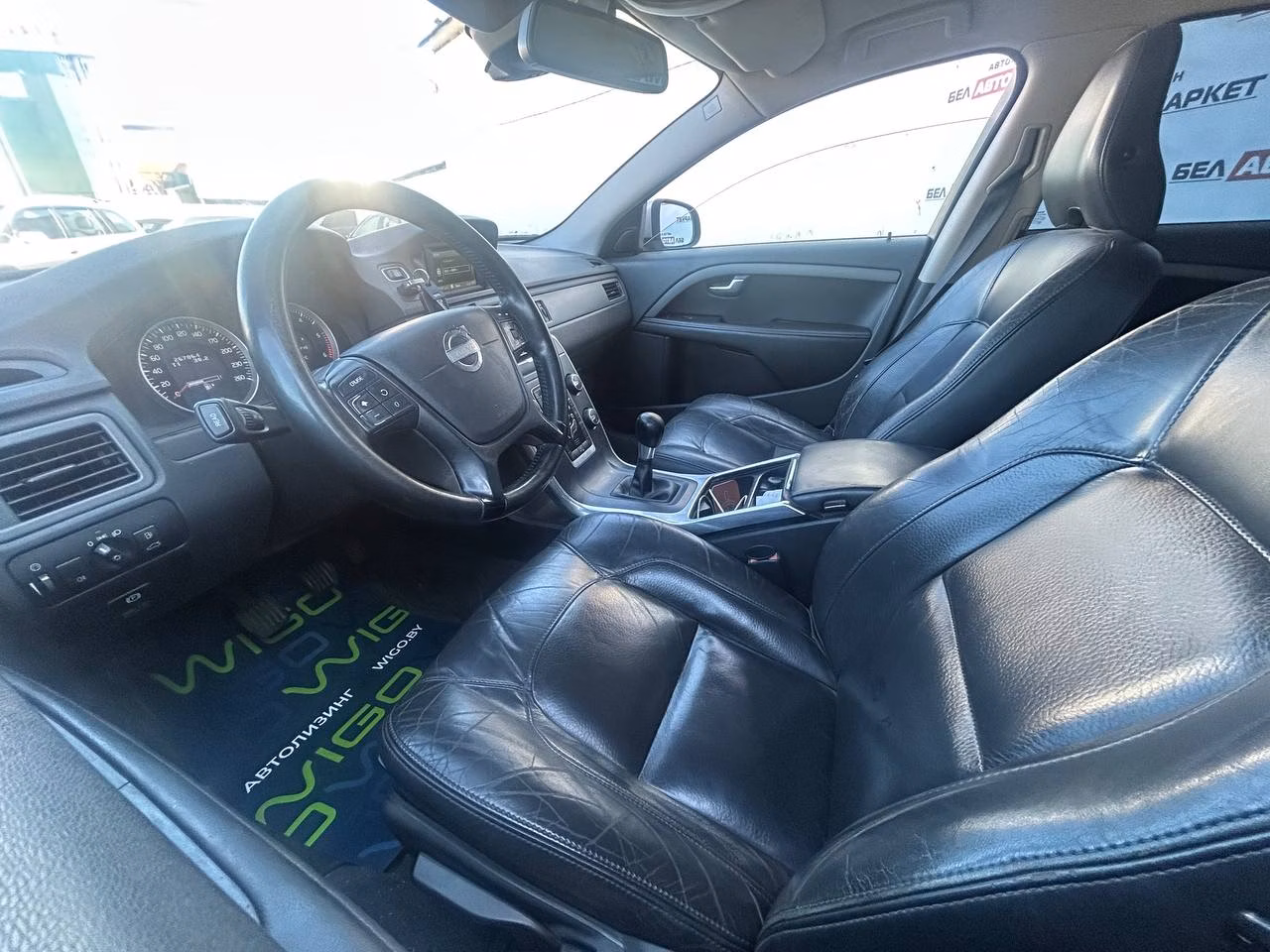 Volvo V70 фото 6
