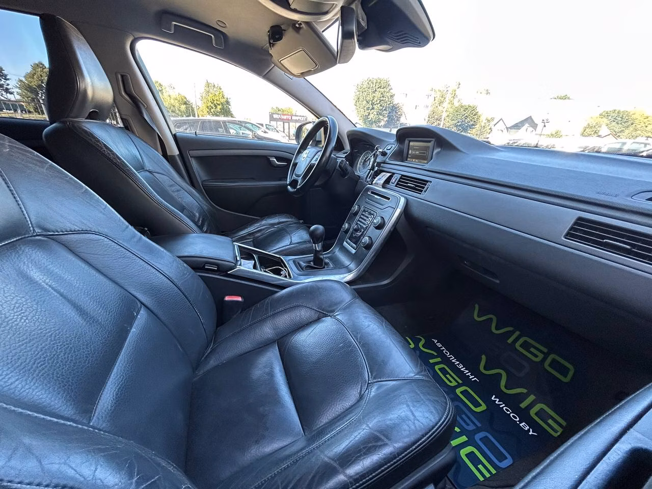 Volvo V70 фото 9