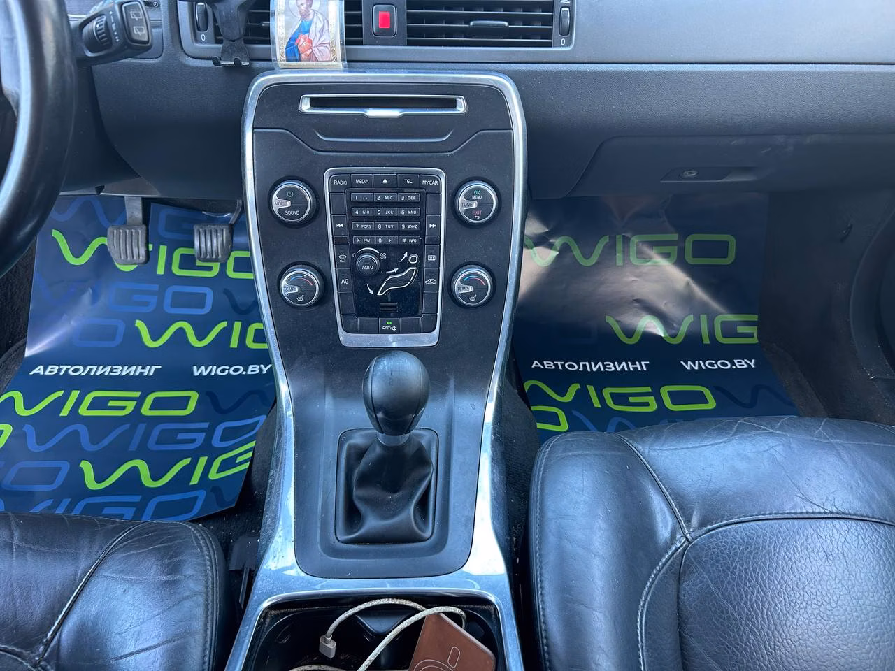 Volvo V70 фото 11