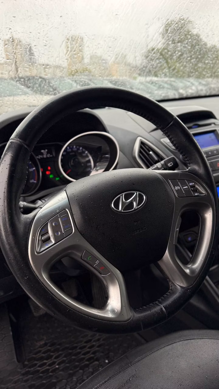 Hyundai ix35 фото 12
