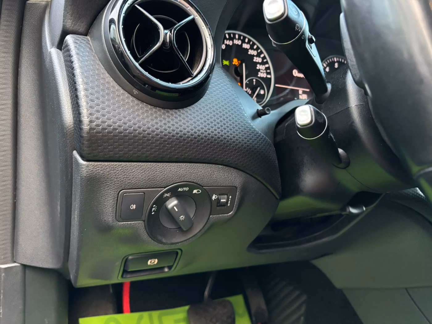 Mercedes-Benz A-Класс фото 14