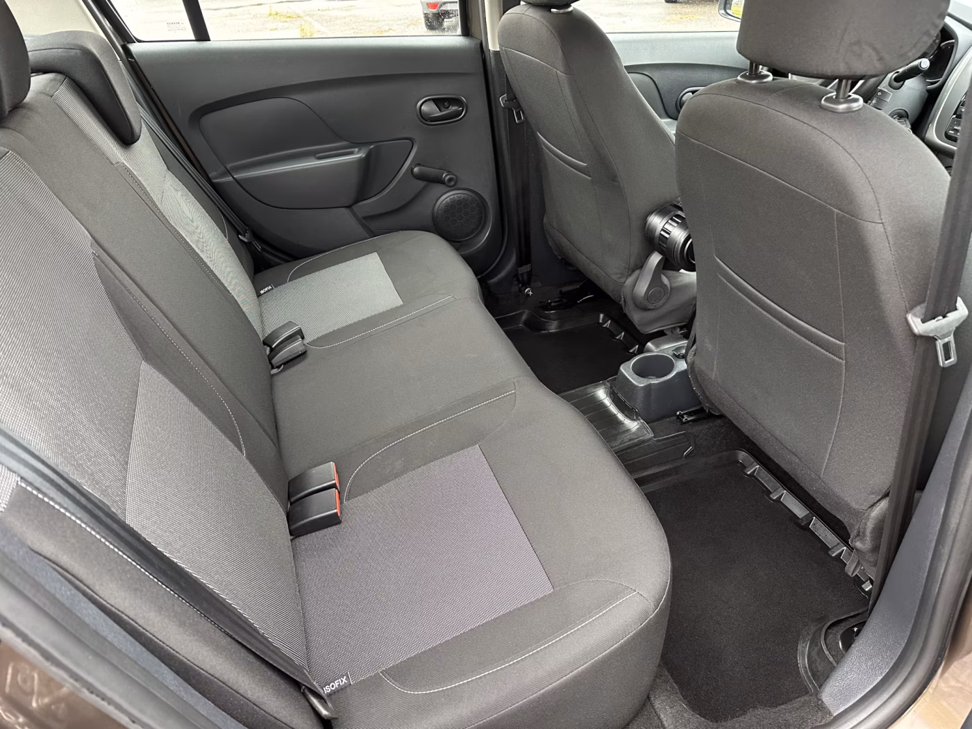 Renault Logan Stepway фото 11