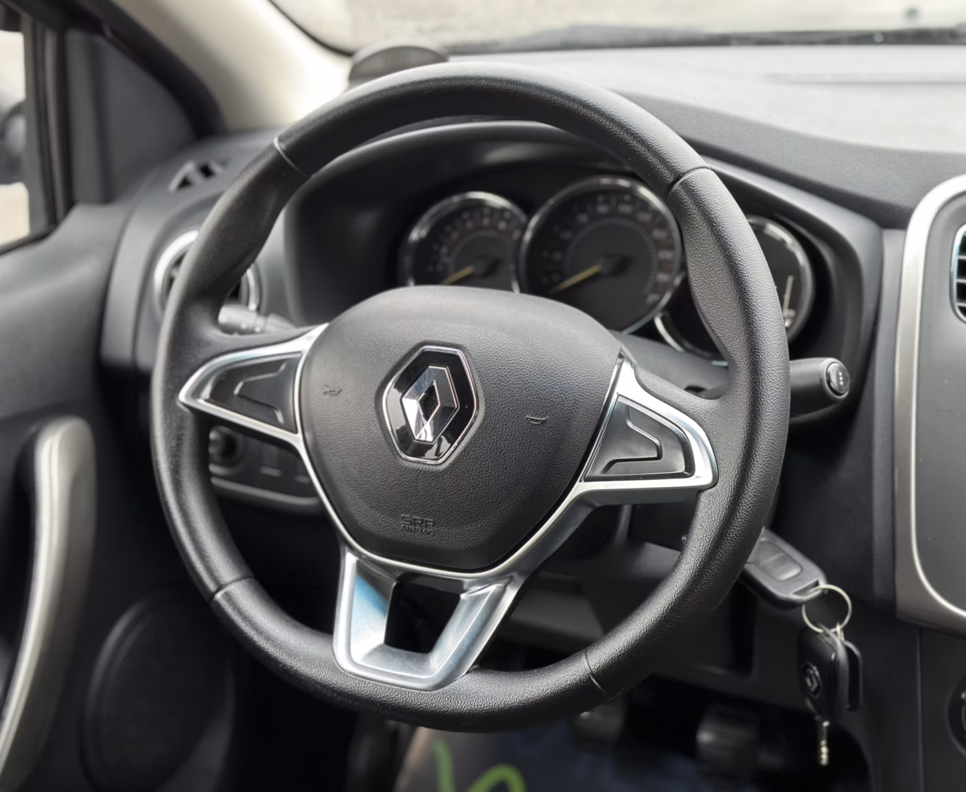 Renault Logan Stepway фото 14