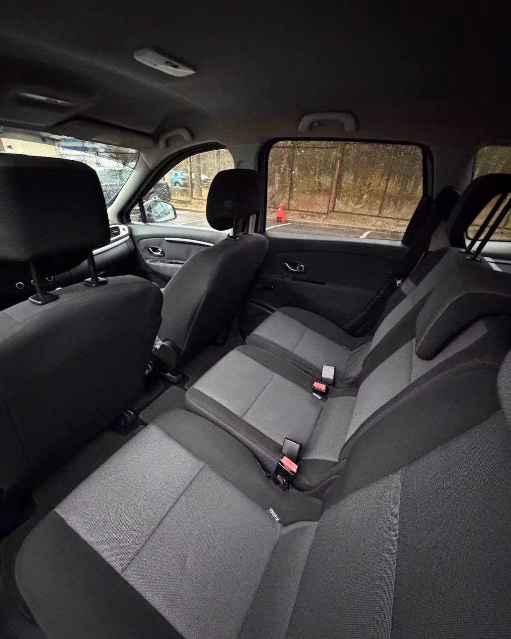 Renault Grand Scenic фото 11