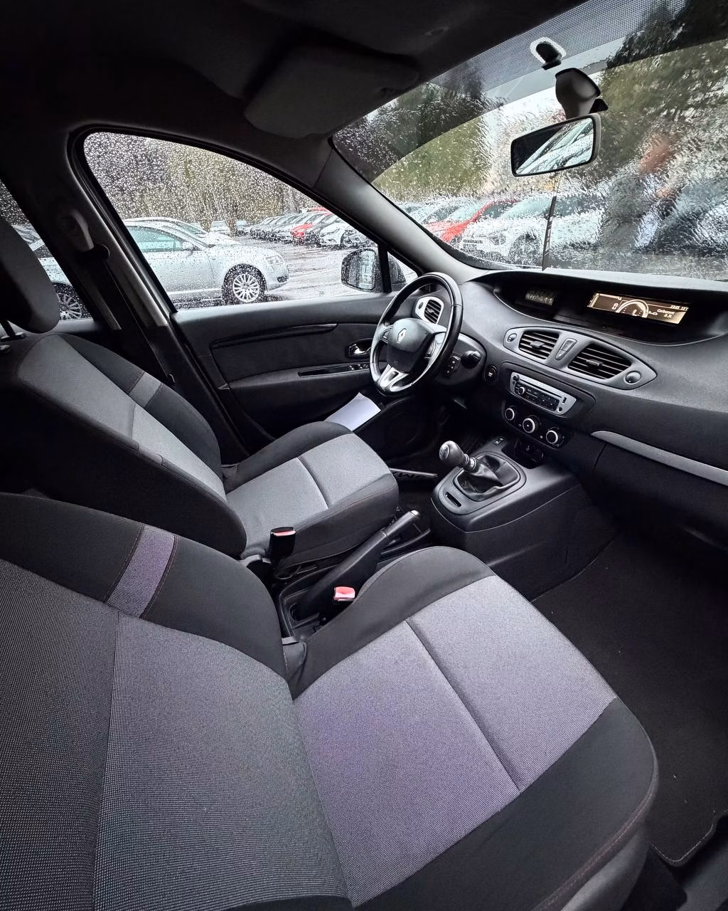 Renault Grand Scenic фото 13