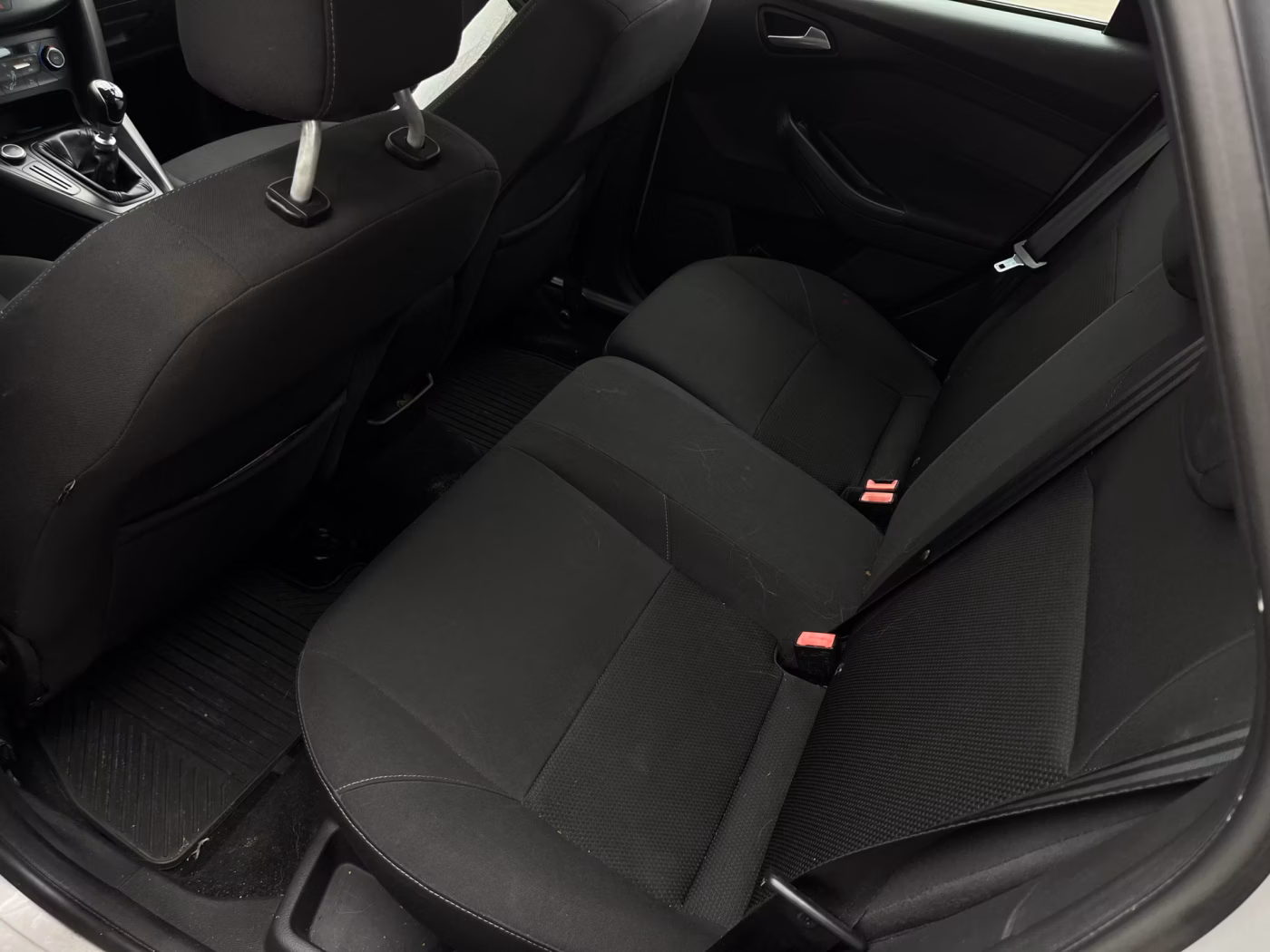 Ford Focus фото 10