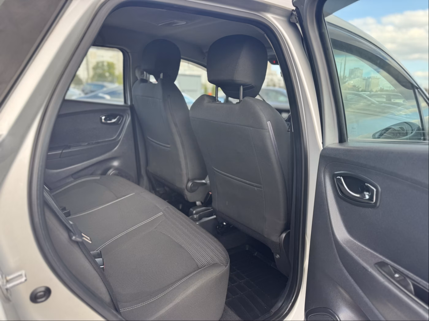 Renault Kaptur фото 20