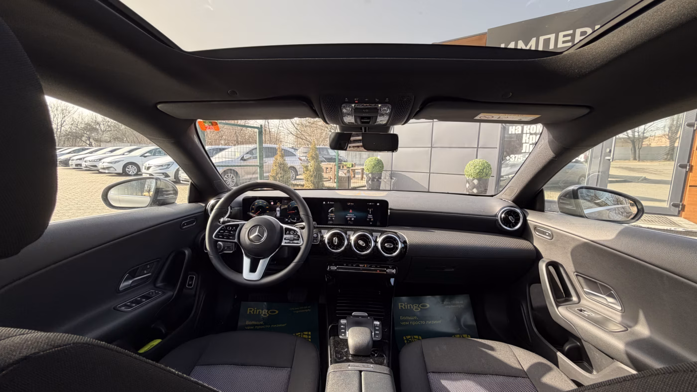 Mercedes-Benz CLA фото 17