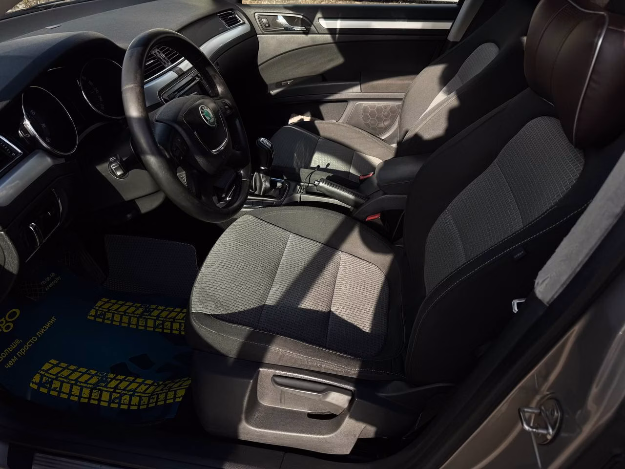 Skoda Superb фото 8