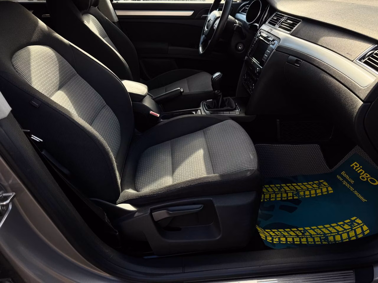 Skoda Superb фото 19