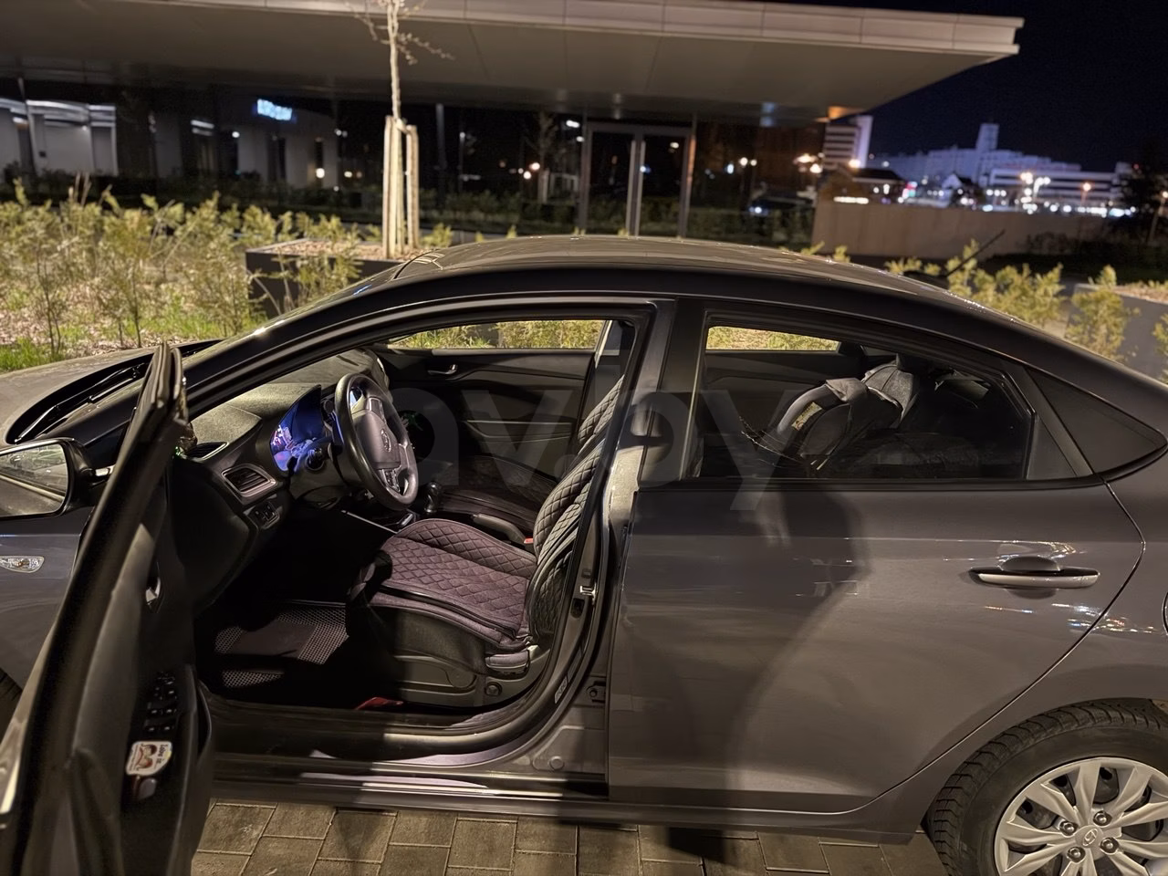Hyundai Accent фото 2