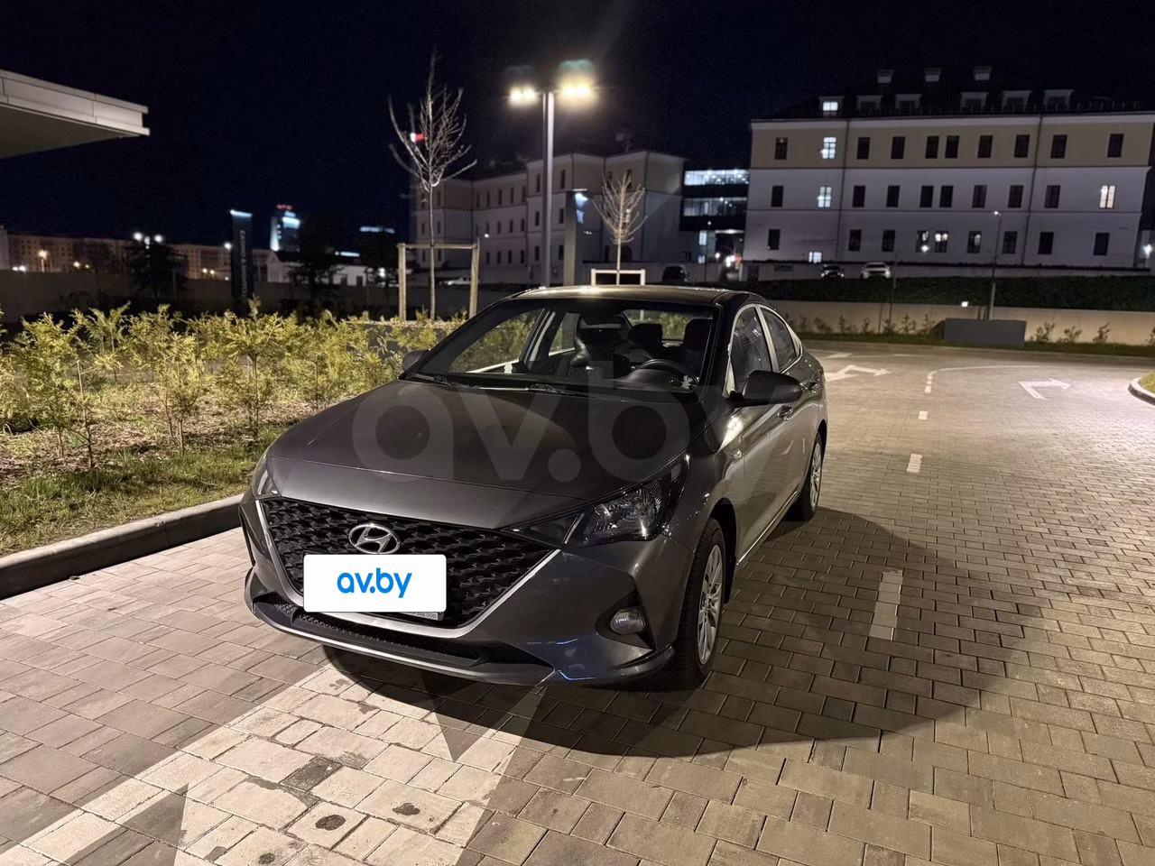 Hyundai Accent фото 7