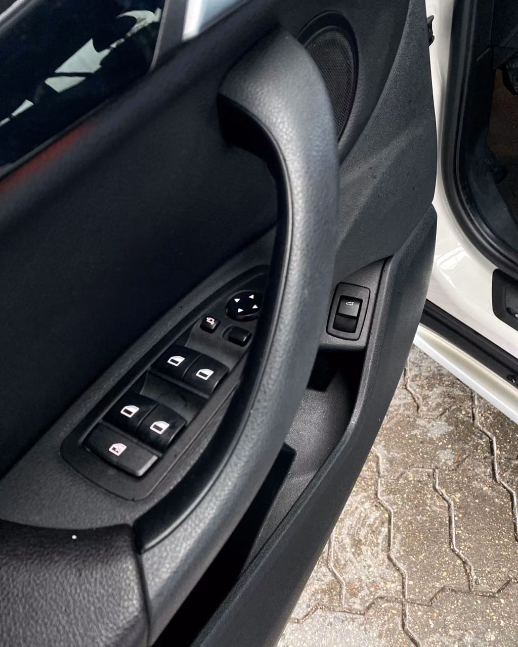 BMW X1 фото 9