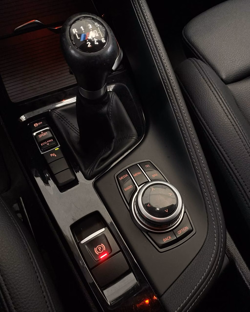 BMW X1 фото 11