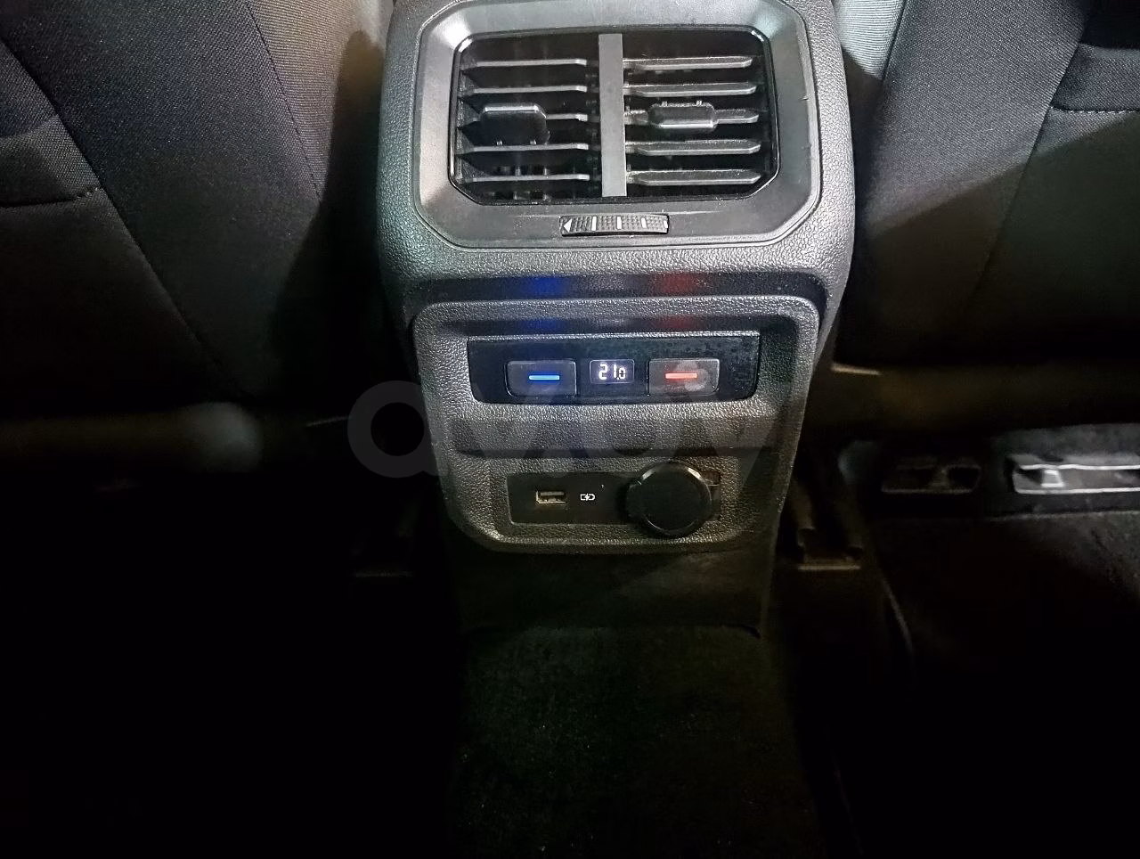 Volkswagen Tiguan фото 12