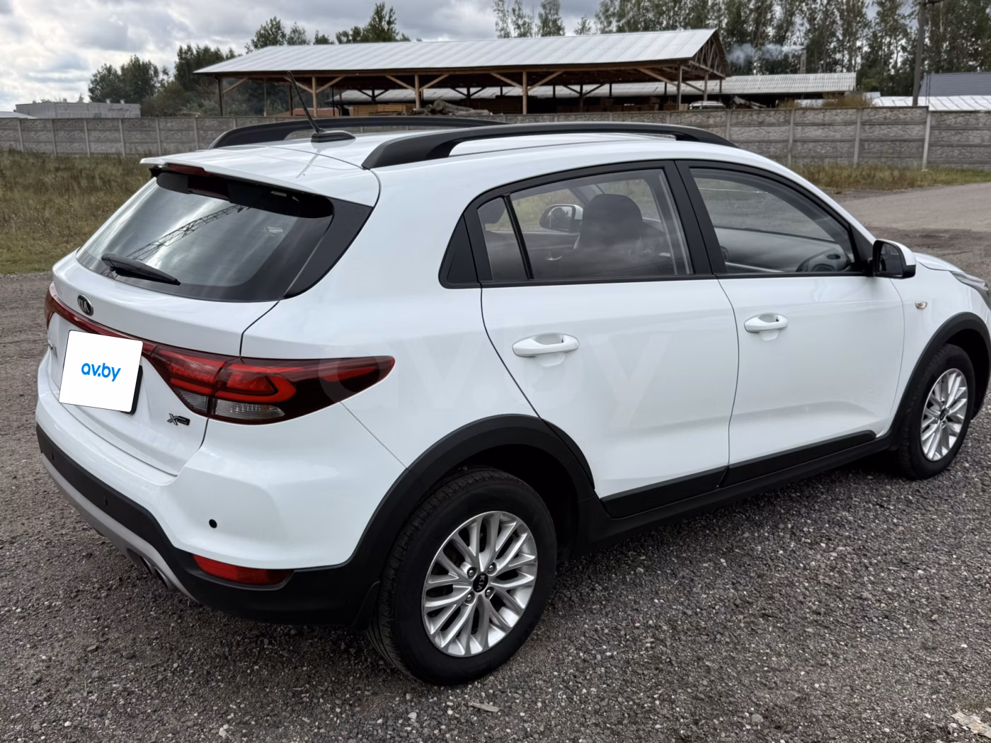 Kia Rio X (X-Line) фото 3