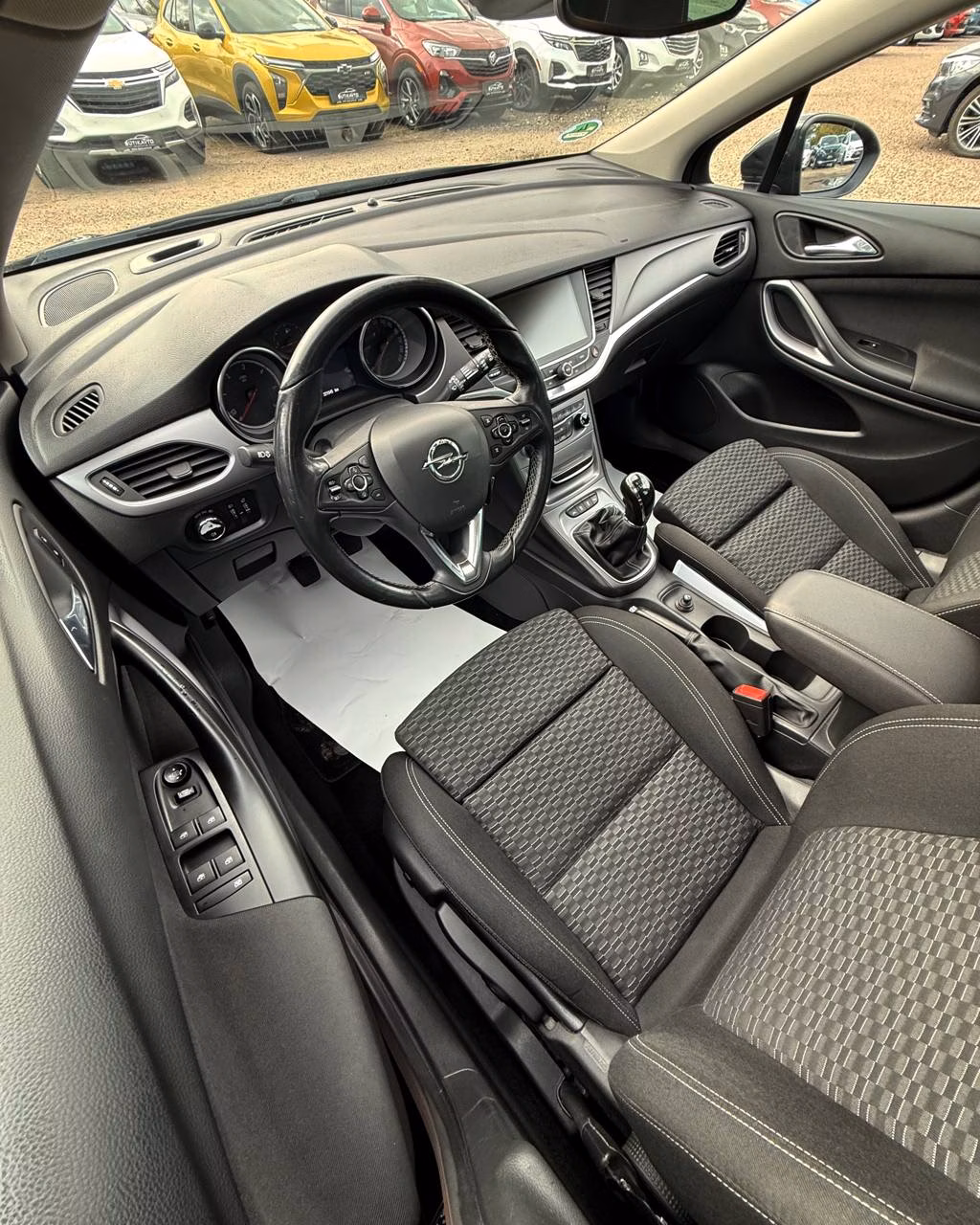 Opel Astra фото 8