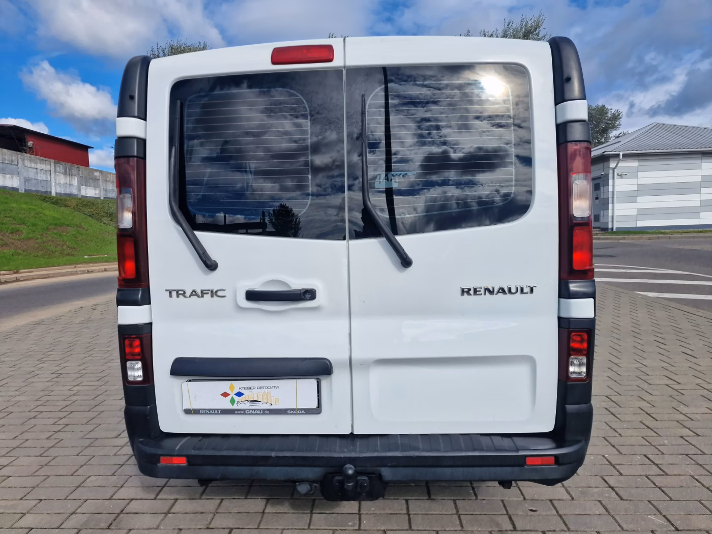 Renault Trafic фото 7