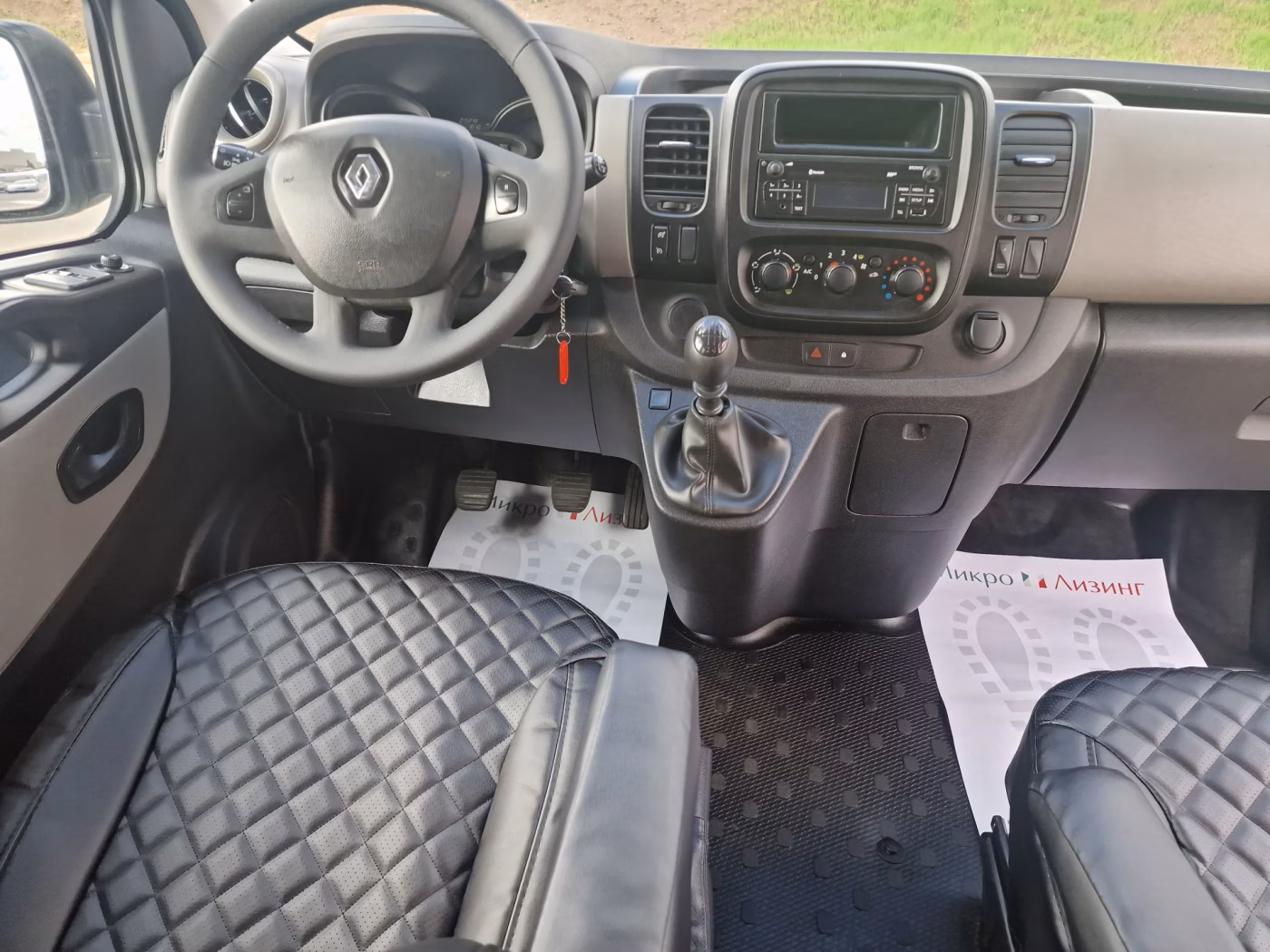 Renault Trafic фото 16