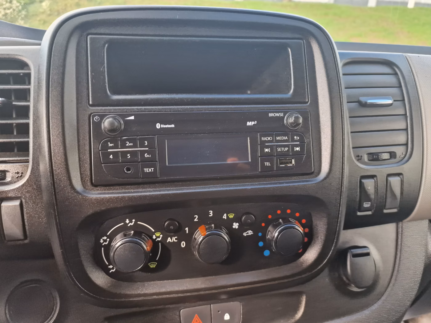 Renault Trafic фото 19