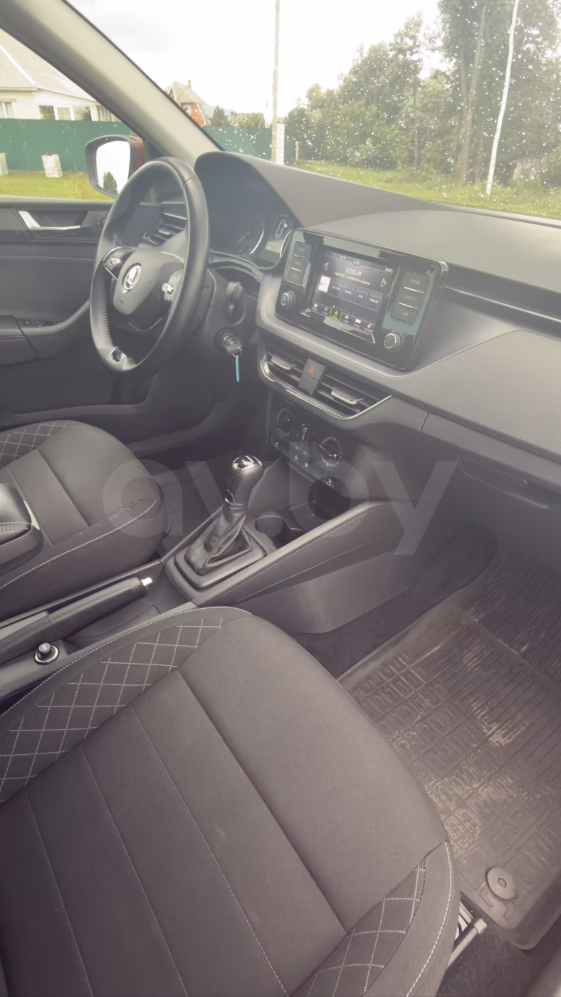 Skoda Rapid фото 9