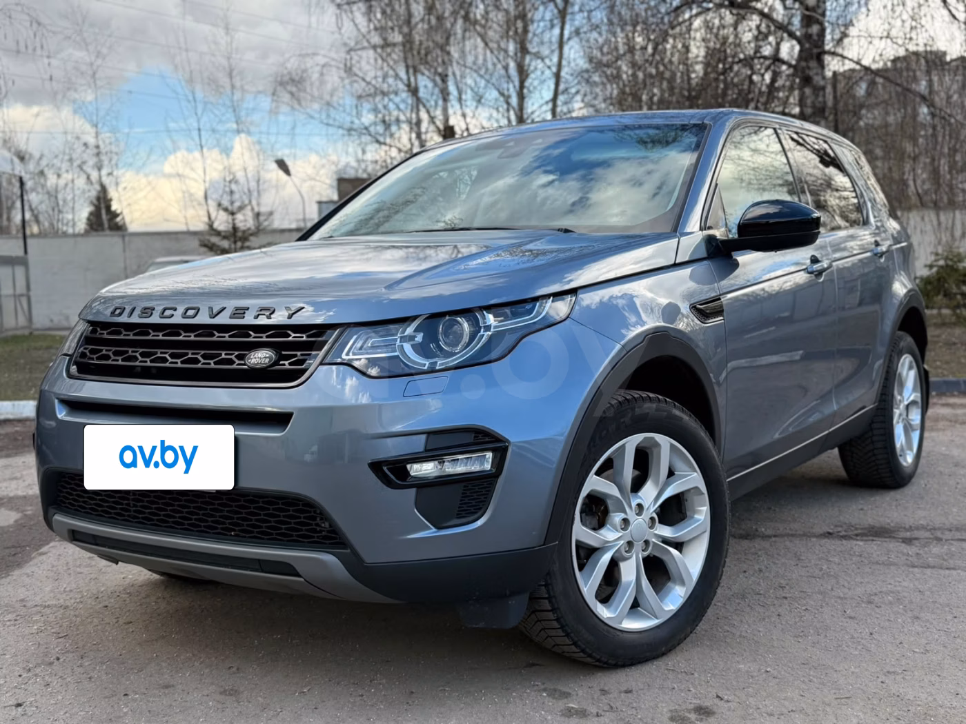 Land Rover Discovery Sport фото 2