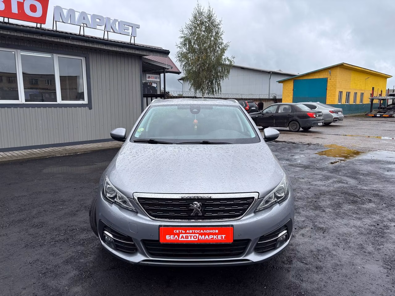 Peugeot 308 фото 2