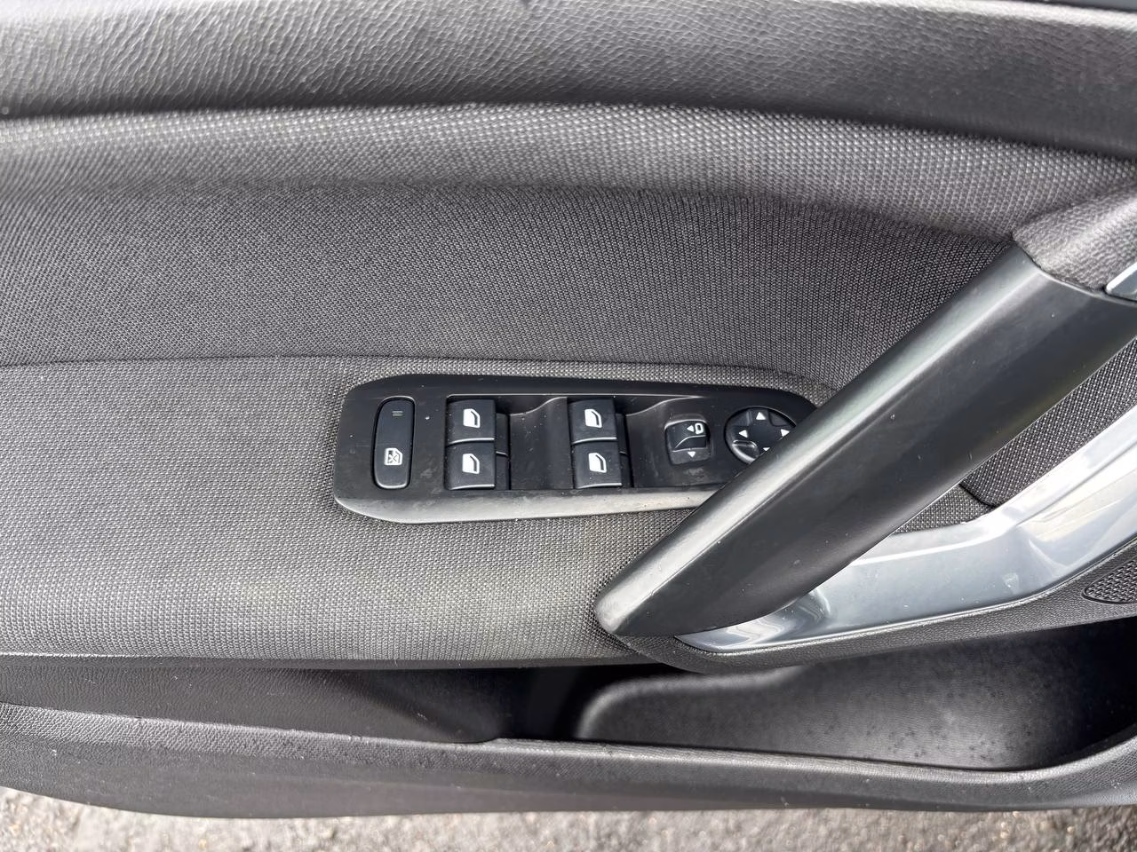 Peugeot 308 фото 14