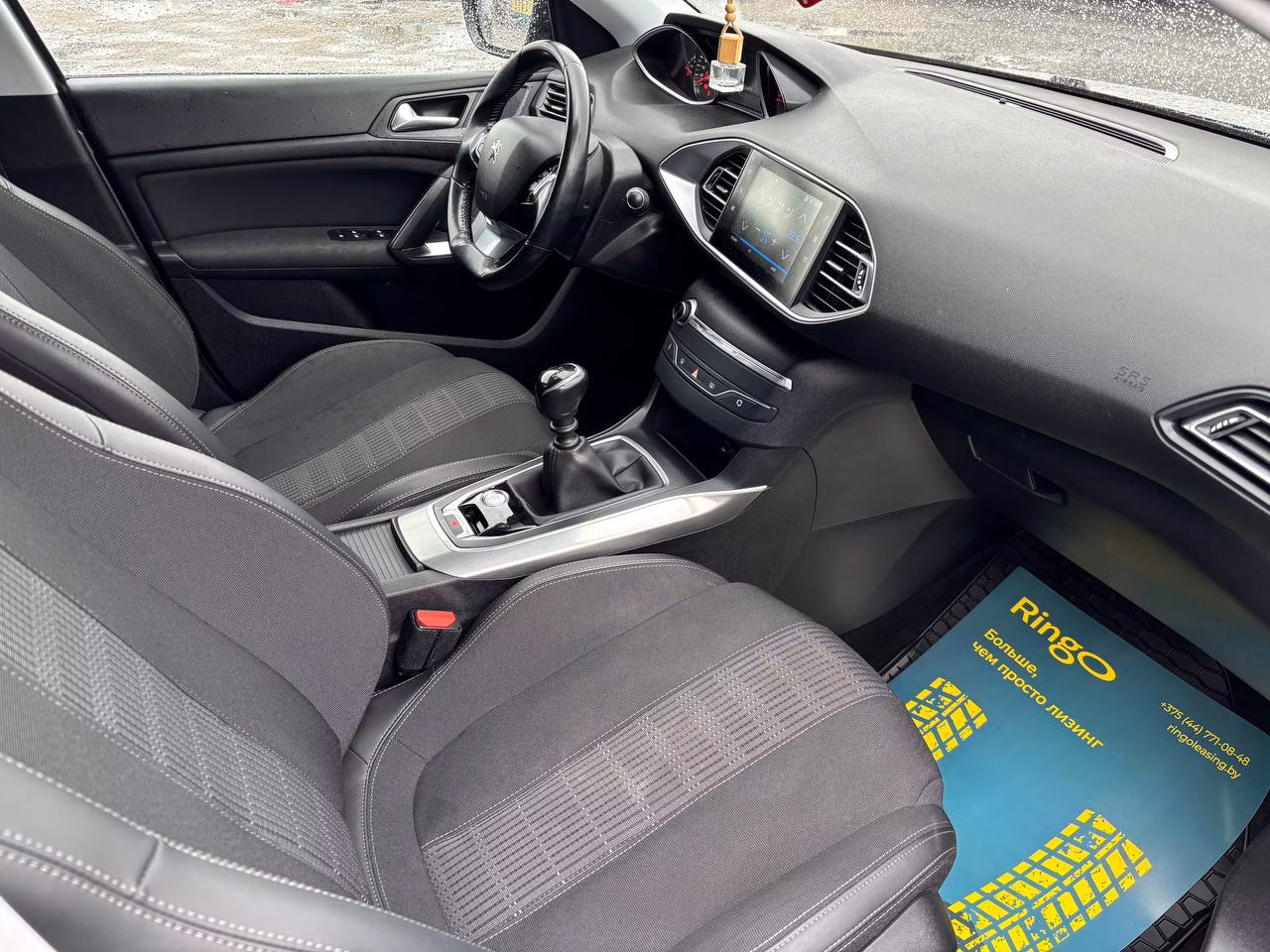 Peugeot 308 фото 18