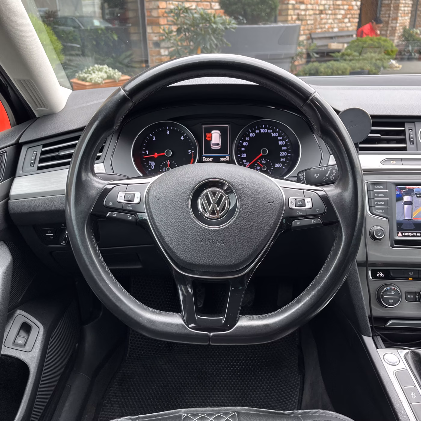 Volkswagen Passat фото 17