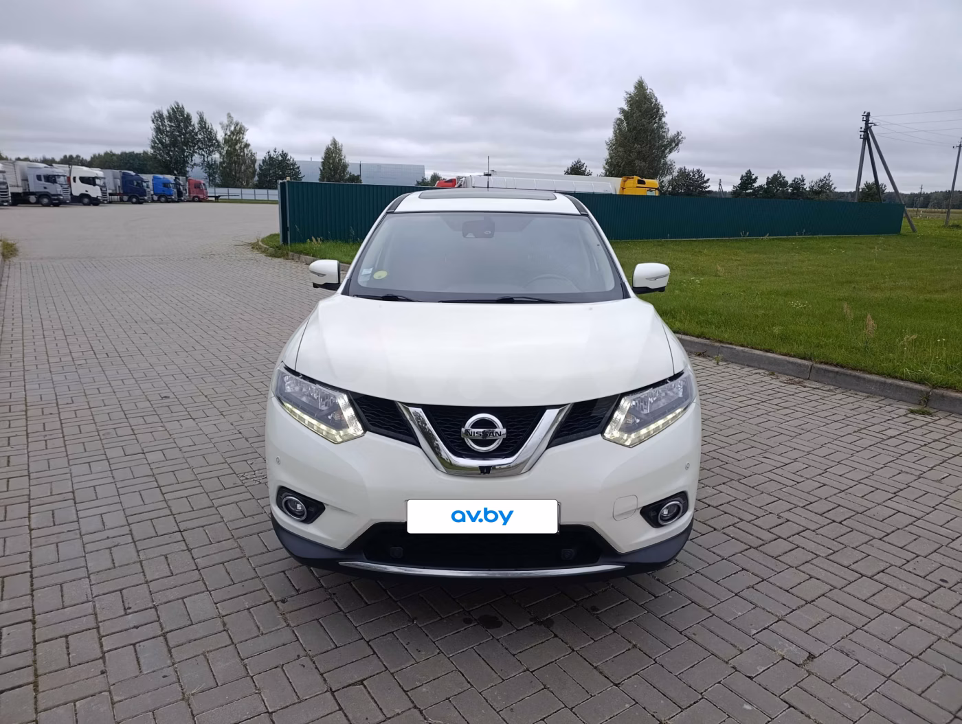 Nissan X-Trail фото 2
