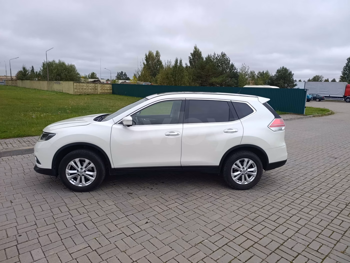 Nissan X-Trail фото 7