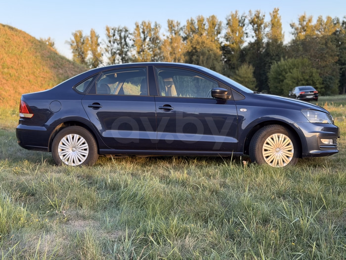 Volkswagen Polo Sedan фото 3
