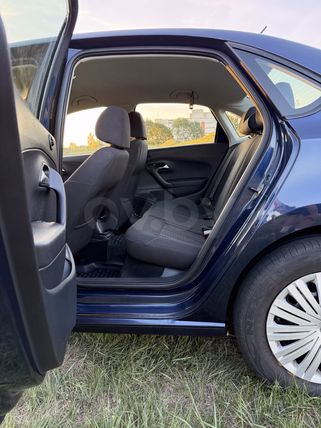 Volkswagen Polo Sedan фото 13