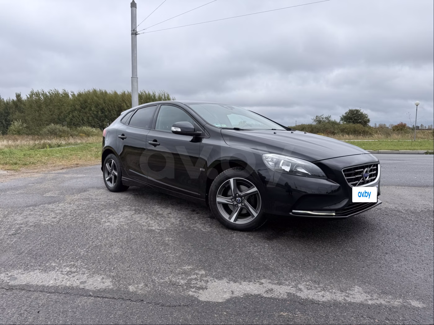 Volvo V40 фото 3
