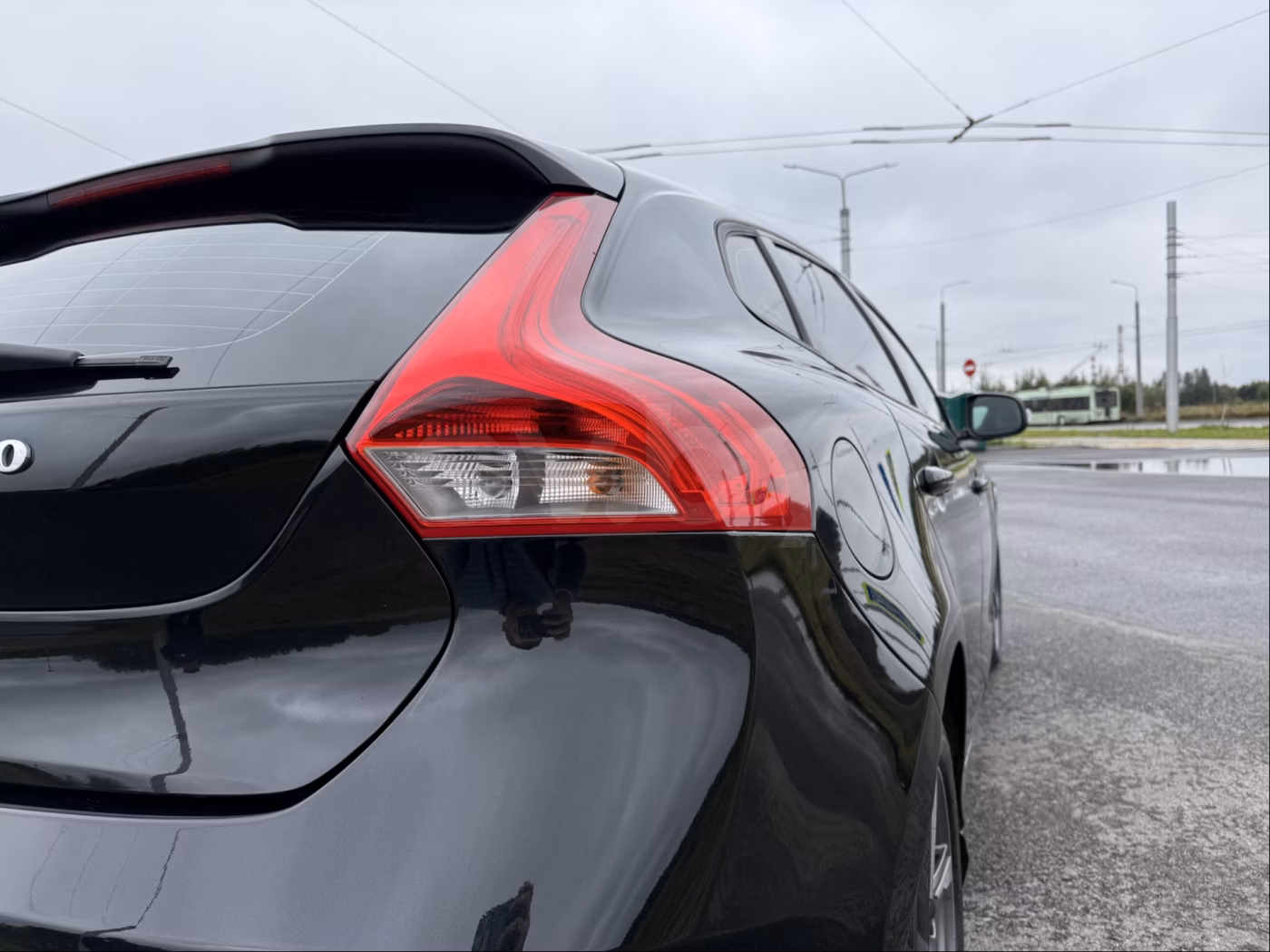 Volvo V40 фото 12
