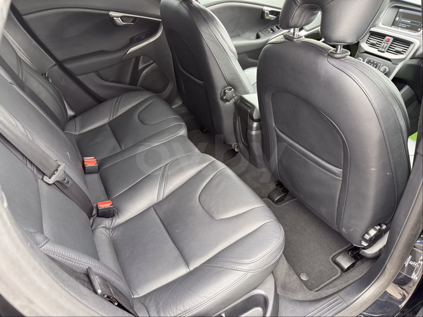 Volvo V40 фото 20